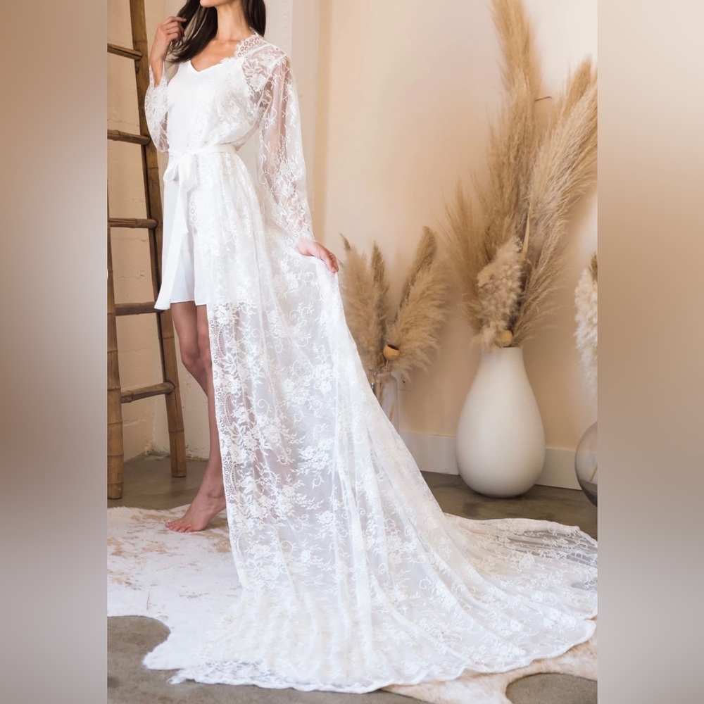 Lace Bridal Robe with Long Train - Size S